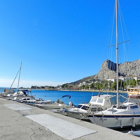 Apartment Iva Omiš Kültér fotó