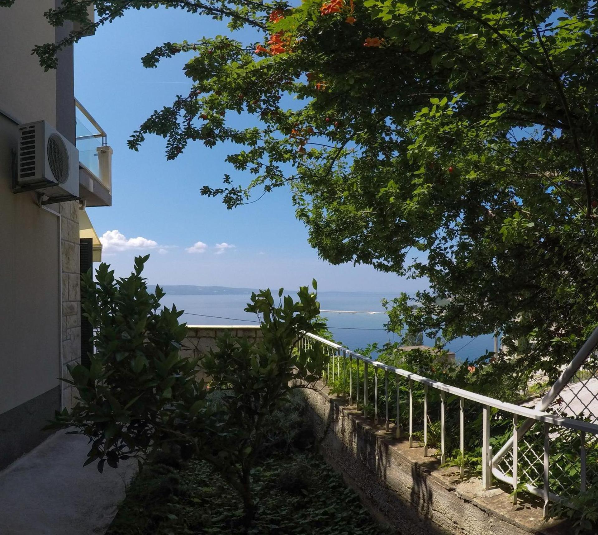 Apartment Iva Omiš Kültér fotó